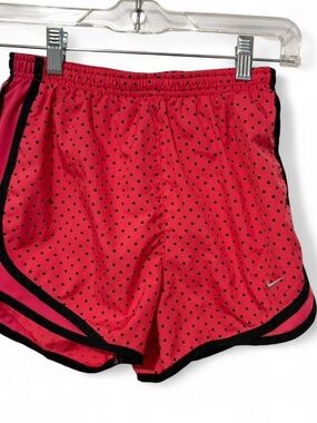 Y2K adorable hot pink Nike athletic shorts with black polka dots xs